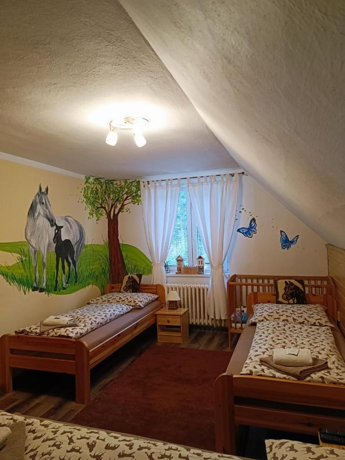 Jízdárna Malenovice Malenovice (Moravia-Silesia) Exterior foto
